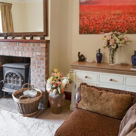 Denton House Villa Рейвънскар Екстериор снимка